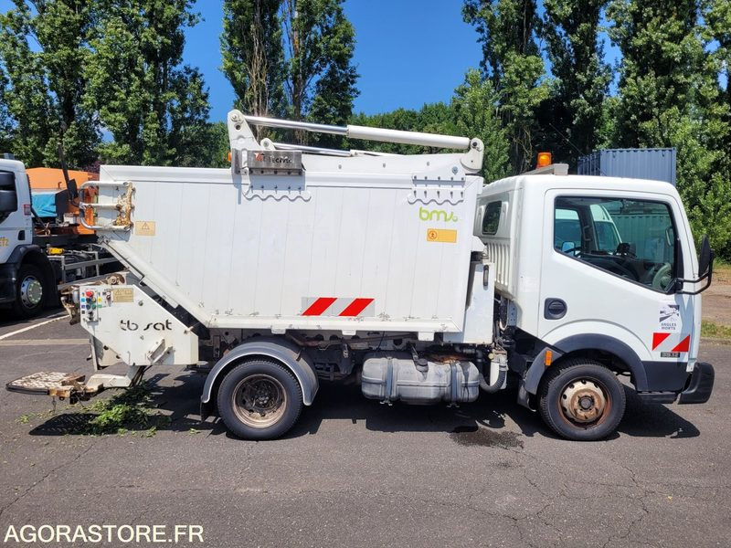 Mini benne à ordures ménagères NISSAN DIESEL CQ-593-HA - VIN VWASNFF24C3149883 - Малотоннажный самосвал: фото 4 Mini benne à ordures ménagères NISSAN DIESEL CQ-593-HA - VIN VWASNFF24C3149883 - Малотоннажный самосвал: фото 4