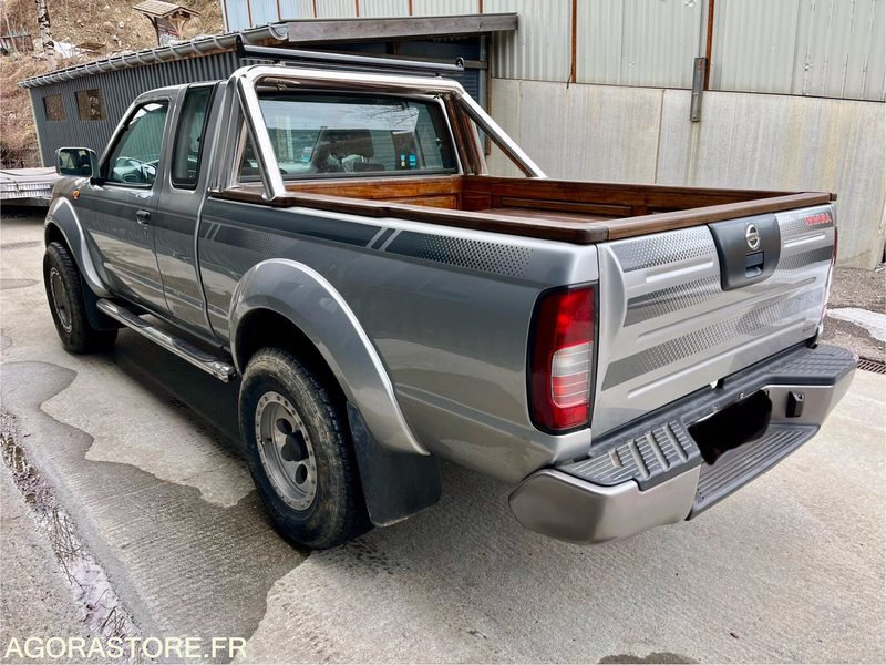 NISSAN NAVARA 4X4 83500 KMS 2003 - Легковой автомобиль: фото 2 NISSAN NAVARA 4X4 83500 KMS 2003 - Легковой автомобиль: фото 2