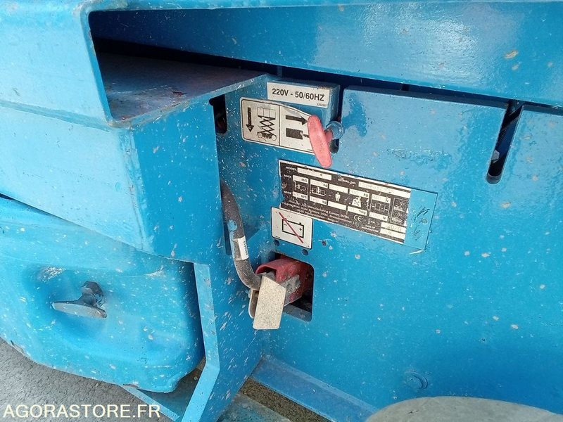 Nacelle electrique à ciseaux JLG 2030ES - Подъёмник: фото 3 Nacelle electrique à ciseaux JLG 2030ES - Подъёмник: фото 3