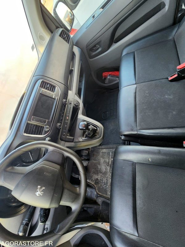PEUGEOT EXPERT 1.5 BLUEHDI 120 - 2021 - 182104 km - Цельнометаллический фургон: фото 5 PEUGEOT EXPERT 1.5 BLUEHDI 120 - 2021 - 182104 km - Цельнометаллический фургон: фото 5