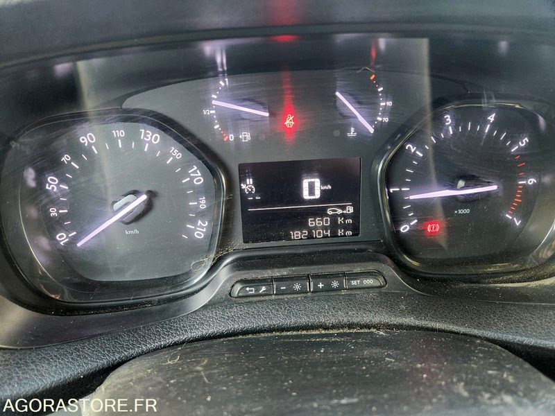PEUGEOT EXPERT 1.5 BLUEHDI 120 - 2021 - 182104 km - Цельнометаллический фургон: фото 3 PEUGEOT EXPERT 1.5 BLUEHDI 120 - 2021 - 182104 km - Цельнометаллический фургон: фото 3