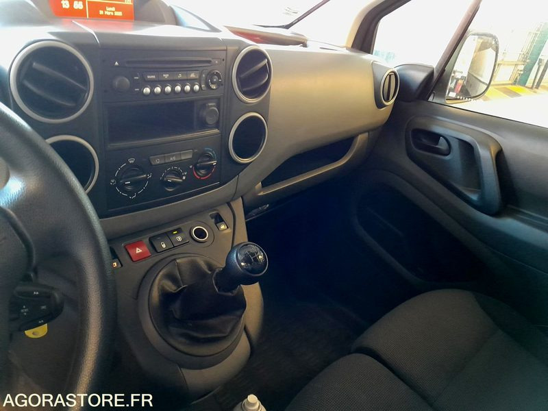Легковой фургон PEUGEOT PARTNER II 1.6 Vti 50026 kms 2016 frigo: фото 8