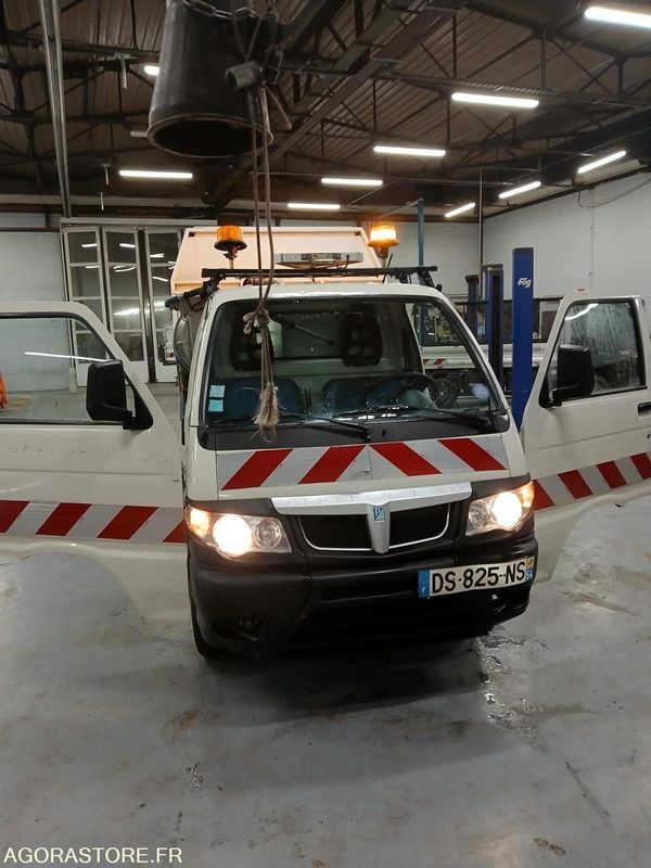 PIAGGIO PORTER BENNE - Малотоннажный самосвал: фото 1 PIAGGIO PORTER BENNE - Малотоннажный самосвал: фото 1