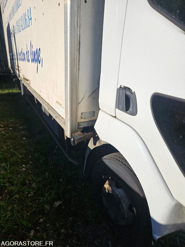 PL-RENAULT MIDLUM- 407653Km-2005 - Грузовик с закрытым кузовом: фото 2 PL-RENAULT MIDLUM- 407653Km-2005 - Грузовик с закрытым кузовом: фото 2