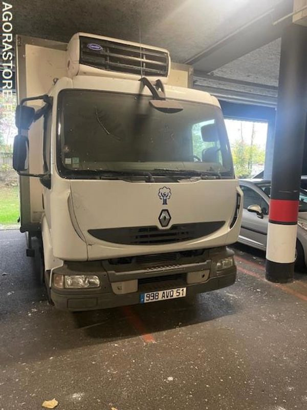 POID LOURD RENAULT MIDLUM - Рефрижератор: фото 2 POID LOURD RENAULT MIDLUM - Рефрижератор: фото 2