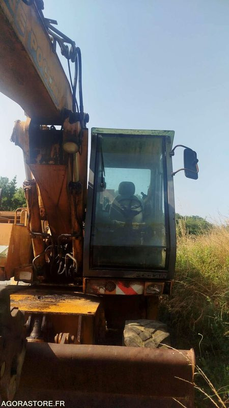 Pelle CASE 688 - 21595heures - Экскаватор-погрузчик: фото 1 Pelle CASE 688 - 21595heures - Экскаватор-погрузчик: фото 1