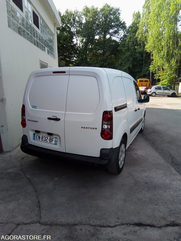 Peugeot. Partner 1.6 HDi 100 CV - 2017 - 123052 kms - Легковой фургон: фото 4 Peugeot. Partner 1.6 HDi 100 CV - 2017 - 123052 kms - Легковой фургон: фото 4