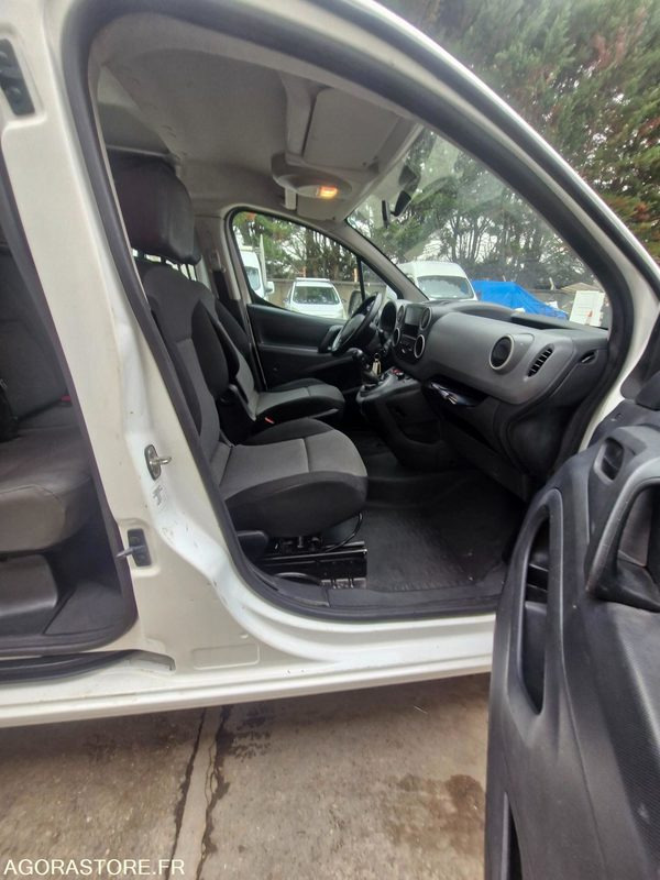 Peugeot partner cabine approfondie long 1.6 bluehdi 100 bvm 5 128863 CLIM - Легковой фургон: фото 2 Peugeot partner cabine approfondie long 1.6 bluehdi 100 bvm 5 128863 CLIM - Легковой фургон: фото 2