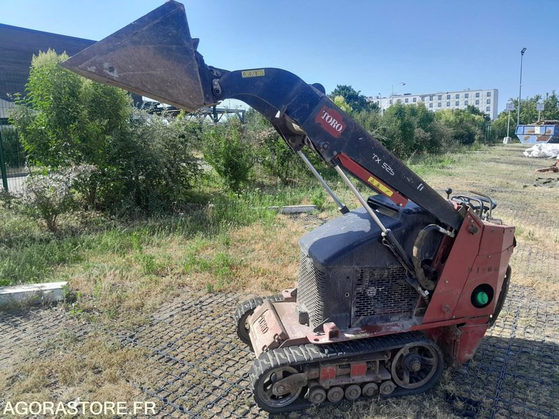Porte outils à chenilles Dingo TX525 + godet (DI266+AC094) - Садовое оборудование: фото 2 Porte outils à chenilles Dingo TX525 + godet (DI266+AC094) - Садовое оборудование: фото 2