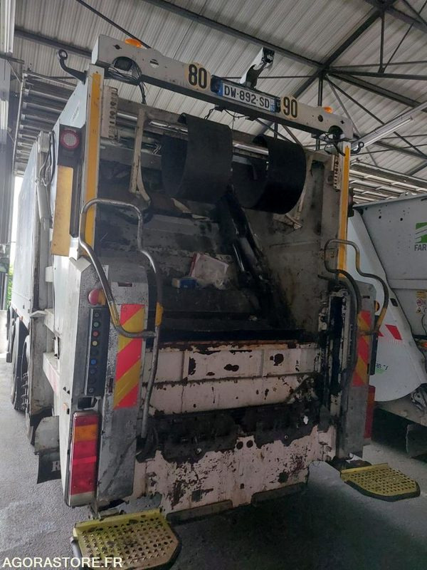 RENAULT - BOM Premium - 2008 / 412 258 km - DW-892-SD (BARA - R51651) - Мусоровоз: фото 2 RENAULT - BOM Premium - 2008 / 412 258 km - DW-892-SD (BARA - R51651) - Мусоровоз: фото 2