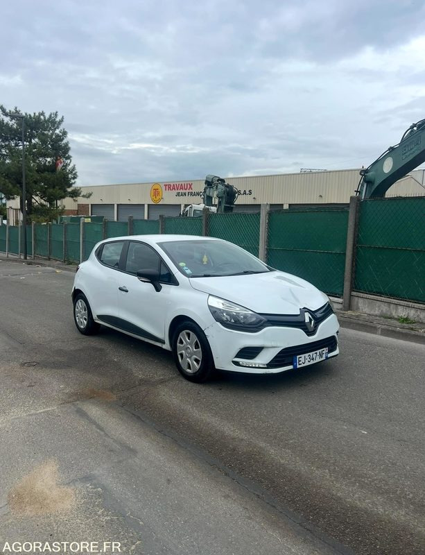 RENAULT CLIO SOCIÉTÉ 235 000 KM - 2017 - Легковой автомобиль: фото 2 RENAULT CLIO SOCIÉTÉ 235 000 KM - 2017 - Легковой автомобиль: фото 2