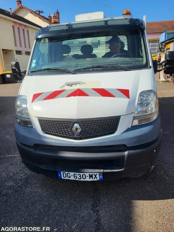 RENAULT MASCOTT BENNNE BASCULANTE (sans contrôle technique) - Малотоннажный самосвал: фото 2 RENAULT MASCOTT BENNNE BASCULANTE (sans contrôle technique) - Малотоннажный самосвал: фото 2