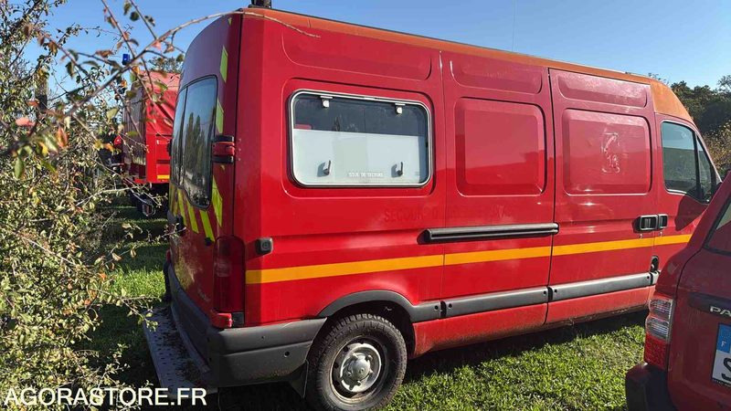 RENAULT MASTER - 1999 - 152532KM - Цельнометаллический фургон: фото 4 RENAULT MASTER - 1999 - 152532KM - Цельнометаллический фургон: фото 4