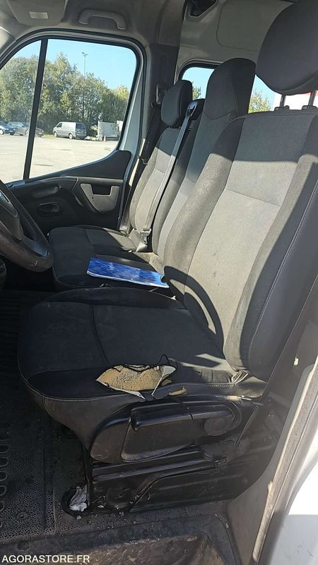 RENAULT MASTER - 2012 / 226185KM (CH220VG) - Цельнометаллический фургон: фото 5 RENAULT MASTER - 2012 / 226185KM (CH220VG) - Цельнометаллический фургон: фото 5
