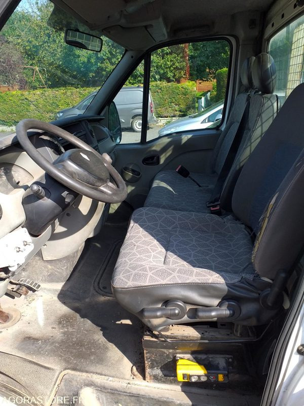 RENAULT MASTER BENNE - Малотоннажный самосвал: фото 4 RENAULT MASTER BENNE - Малотоннажный самосвал: фото 4