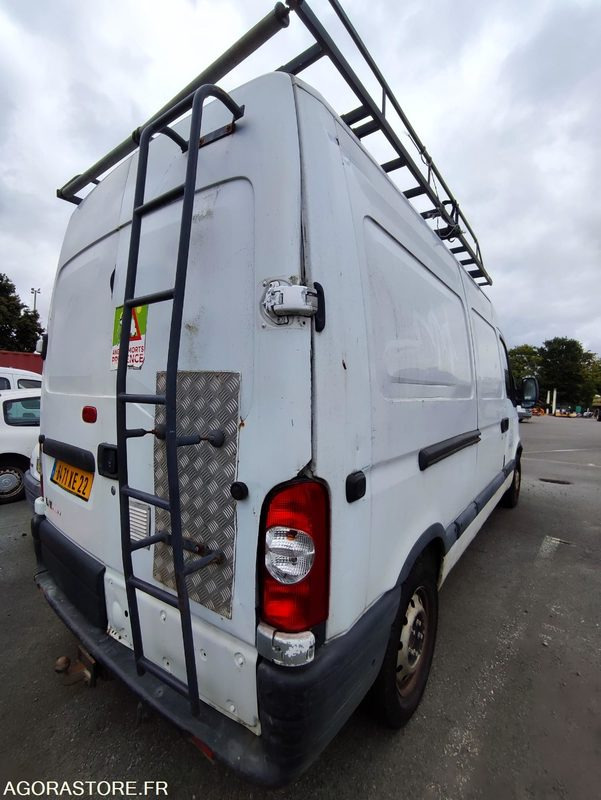 RENAULT MASTER II 2.5DCi - 120cv - Цельнометаллический фургон: фото 4 RENAULT MASTER II 2.5DCi - 120cv - Цельнометаллический фургон: фото 4