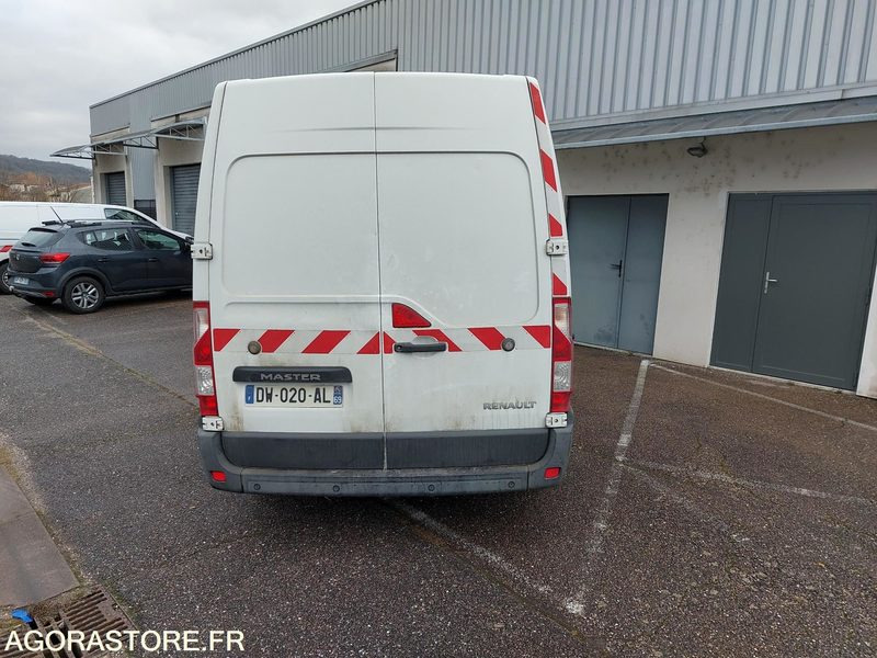 RENAULT - MASTER L3H2 - 2015 / 262900 KM - Цельнометаллический фургон: фото 4 RENAULT - MASTER L3H2 - 2015 / 262900 KM - Цельнометаллический фургон: фото 4