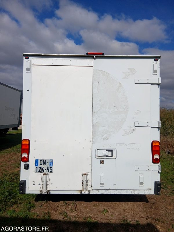 RENAULT MASTER ROULANT - 2015 - 348120 KMS - VENDU EN L'ETAT - Цельнометаллический фургон: фото 5 RENAULT MASTER ROULANT - 2015 - 348120 KMS - VENDU EN L'ETAT - Цельнометаллический фургон: фото 5