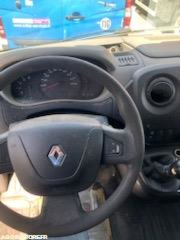 RENAULT MASTER / non roulant / 550 000Km - 2016 - Цельнометаллический фургон: фото 2 RENAULT MASTER / non roulant / 550 000Km - 2016 - Цельнометаллический фургон: фото 2