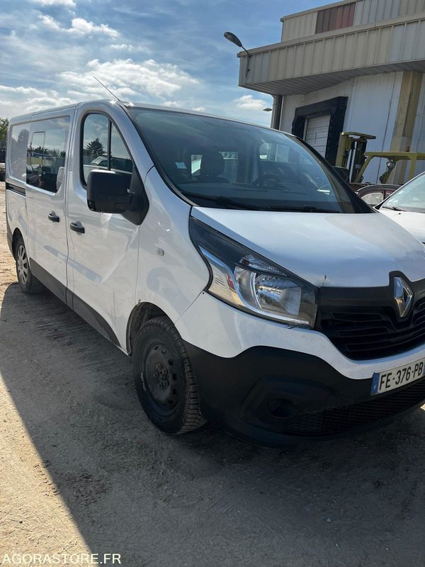 RENAULT TRAFIC 3 1.6 dci 6 PLACES - 2019 / 291000 KM - Легковой фургон: фото 1 RENAULT TRAFIC 3 1.6 dci 6 PLACES - 2019 / 291000 KM - Легковой фургон: фото 1