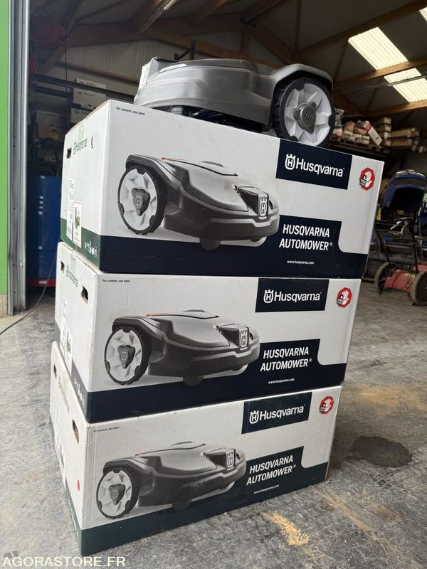 ROBOT de tonte NEUF 305 Husqvarna Unitaire - Газонокосилка: фото 4 ROBOT de tonte NEUF 305 Husqvarna Unitaire - Газонокосилка: фото 4