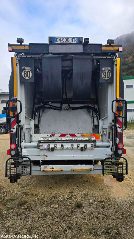 Renault BOM - DM606HT - Мусоровоз: фото 5 Renault BOM - DM606HT - Мусоровоз: фото 5