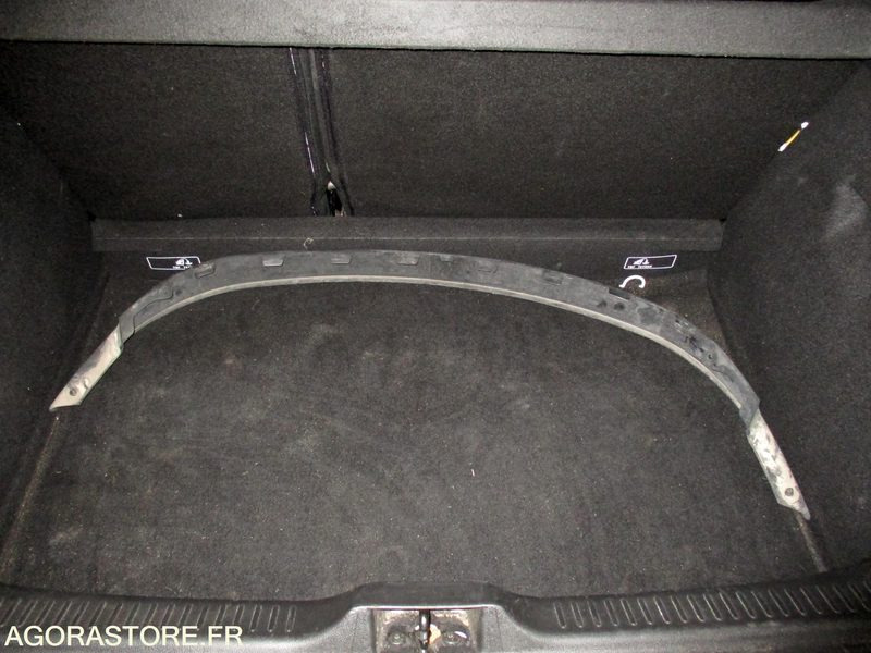 Renault Clio 4 - 2018 - 105194 kms - Легковой автомобиль: фото 5 Renault Clio 4 - 2018 - 105194 kms - Легковой автомобиль: фото 5