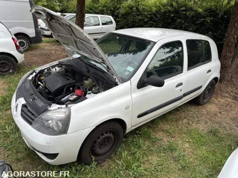 Renault Clio - 488BPT57 - Легковой автомобиль: фото 2 Renault Clio - 488BPT57 - Легковой автомобиль: фото 2