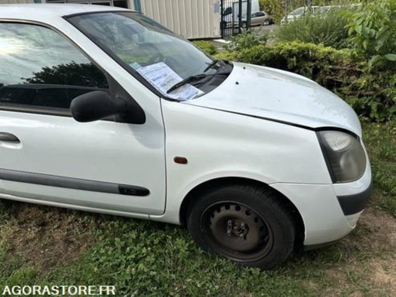 Renault Clio - 536ATP57 - Легковой автомобиль: фото 4 Renault Clio - 536ATP57 - Легковой автомобиль: фото 4