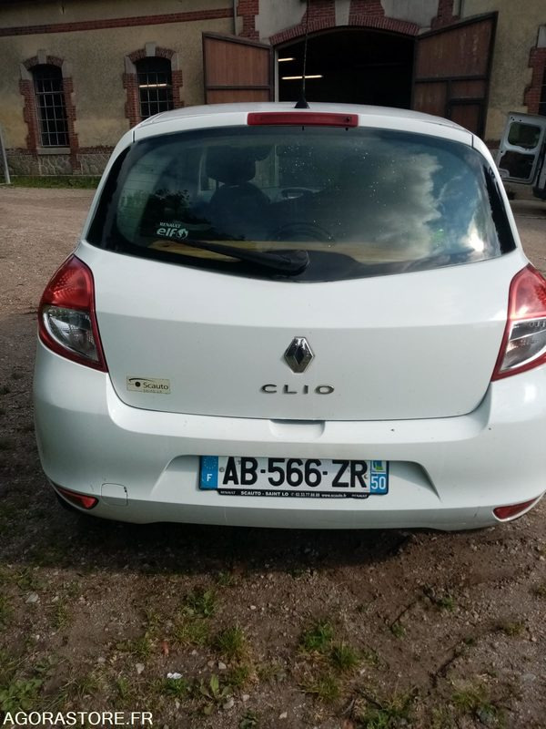 Renault Clio III 2 places 1.5 L Diesel - 211 000km - Легковой автомобиль: фото 4 Renault Clio III 2 places 1.5 L Diesel - 211 000km - Легковой автомобиль: фото 4