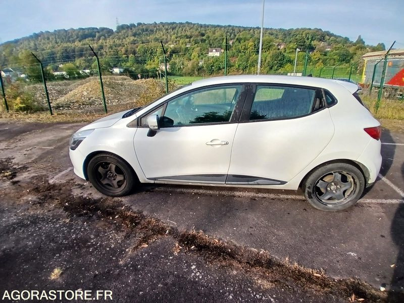 Renault Clio IV – Diesel – 2015-204 746 km - Легковой автомобиль: фото 5 Renault Clio IV – Diesel – 2015-204 746 km - Легковой автомобиль: фото 5