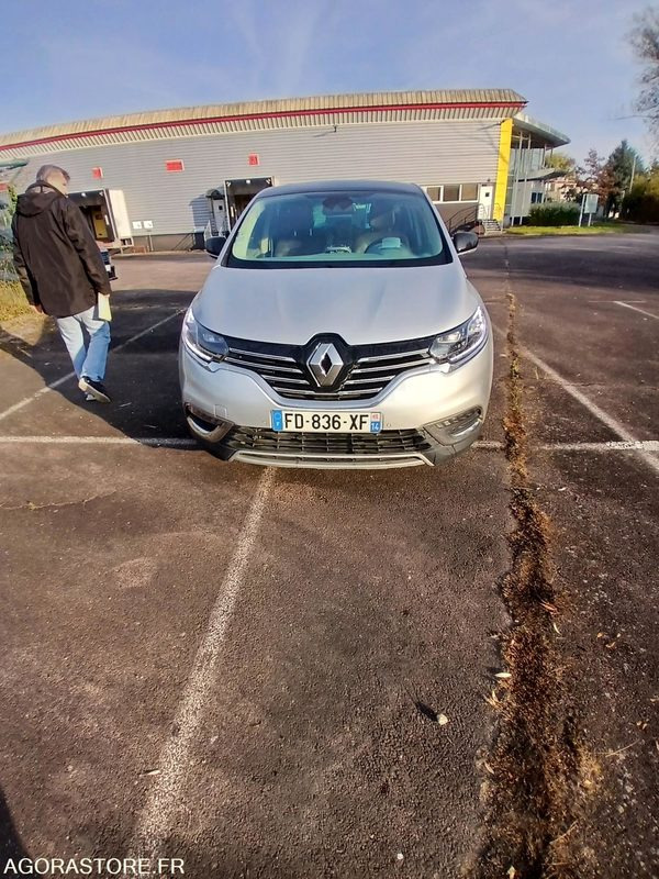 Renault Espace – Diesel – 2019-228 763 km - Легковой автомобиль: фото 1 Renault Espace – Diesel – 2019-228 763 km - Легковой автомобиль: фото 1