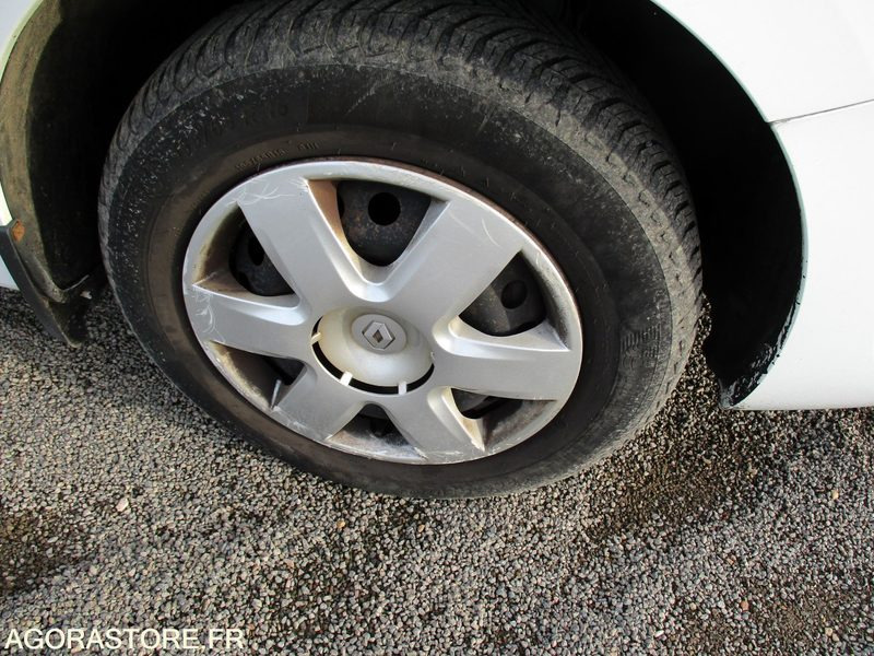 Легковой автомобиль Renault Kangoo - 2016 - 74262 kms: фото 9