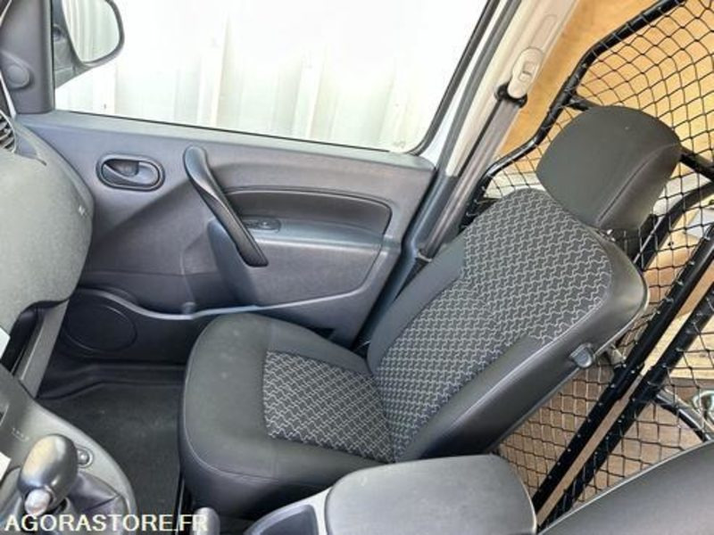 Renault Kangoo ze - CQ813AZ - Легковой фургон, Электрический фургон: фото 4 Renault Kangoo ze - CQ813AZ - Легковой фургон, Электрический фургон: фото 4