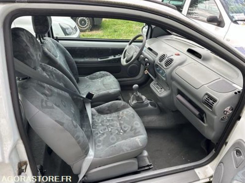 Renault Twingo - 731BHH57 - Легковой автомобиль: фото 3 Renault Twingo - 731BHH57 - Легковой автомобиль: фото 3