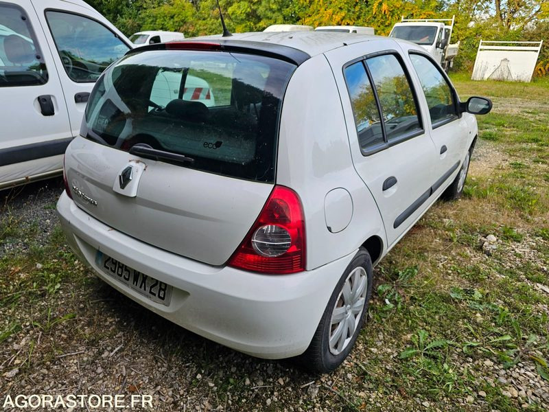 Renault clio - 2008 - 189212km - 2985WX28 - Легковой автомобиль: фото 3 Renault clio - 2008 - 189212km - 2985WX28 - Легковой автомобиль: фото 3