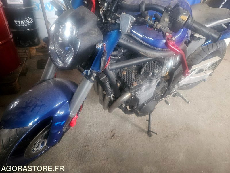 SUZUKI GSF 650 SANS CG VENTE POUR PIECE - Мотоцикл: фото 1 SUZUKI GSF 650 SANS CG VENTE POUR PIECE - Мотоцикл: фото 1