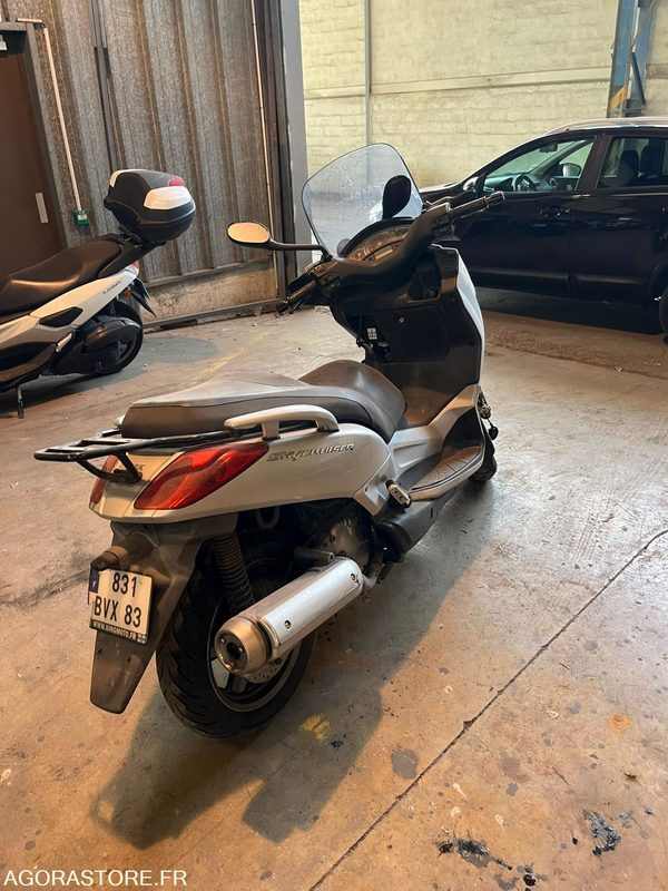 Scooter MBK 125 - Мотоцикл: фото 3 Scooter MBK 125 - Мотоцикл: фото 3