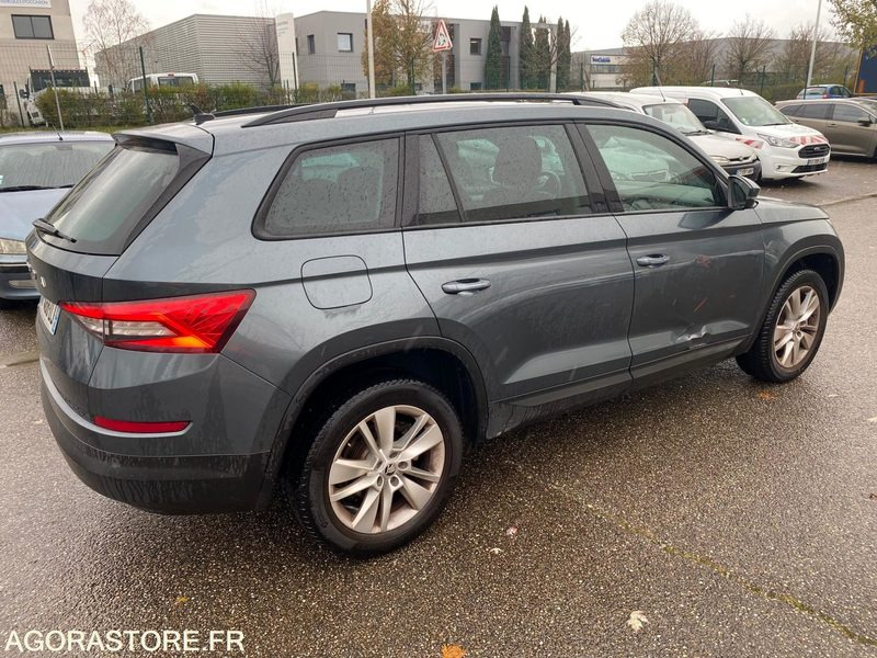 Skoda Kodiaq 2.0 TDI 16V 4x2 DSG7 150 cv Boîte auto - 2020 - 280750km - Внедорожник: фото 2 Skoda Kodiaq 2.0 TDI 16V 4x2 DSG7 150 cv Boîte auto - 2020 - 280750km - Внедорожник: фото 2