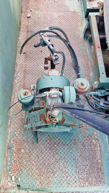 Rependeuse à bitume - Rincheval - Строительная техника: фото 5 Rependeuse à bitume - Rincheval - Строительная техника: фото 5