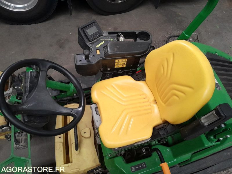 TONDEUSE AUTOPORTEE DE GREEN 2750E CUT DSL JOHN DEERE - 2024 / 600H - Садовое оборудование: фото 2 TONDEUSE AUTOPORTEE DE GREEN 2750E CUT DSL JOHN DEERE - 2024 / 600H - Садовое оборудование: фото 2