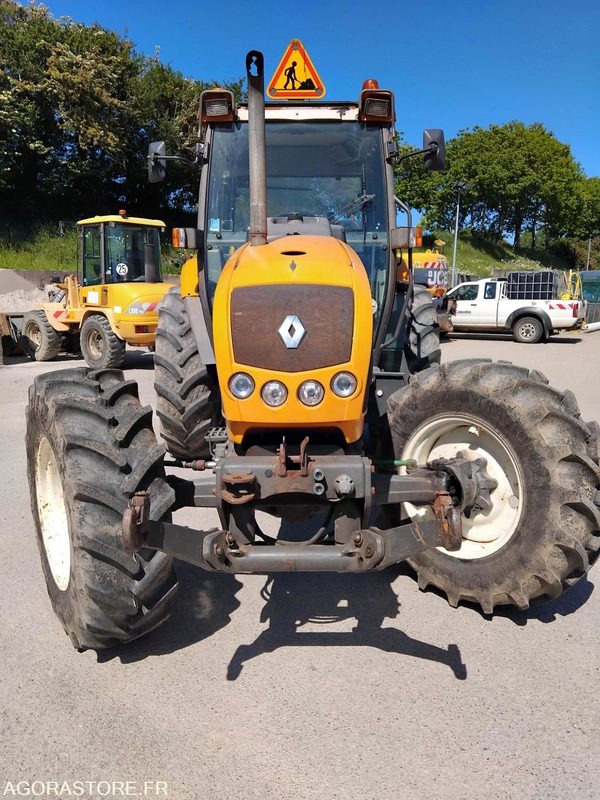TRACTEUR CLASS ERGOS 436 - Трактор: фото 4 TRACTEUR CLASS ERGOS 436 - Трактор: фото 4