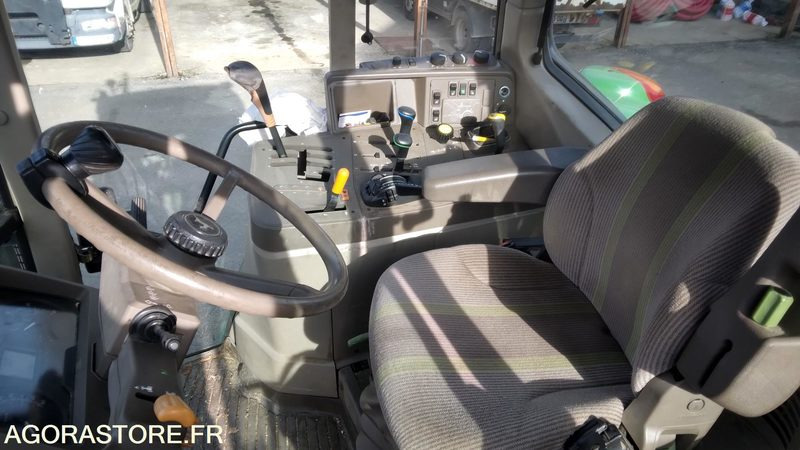 TRACTEUR JOHN DEERE 6630 BON ETAT - Трактор: фото 3 TRACTEUR JOHN DEERE 6630 BON ETAT - Трактор: фото 3