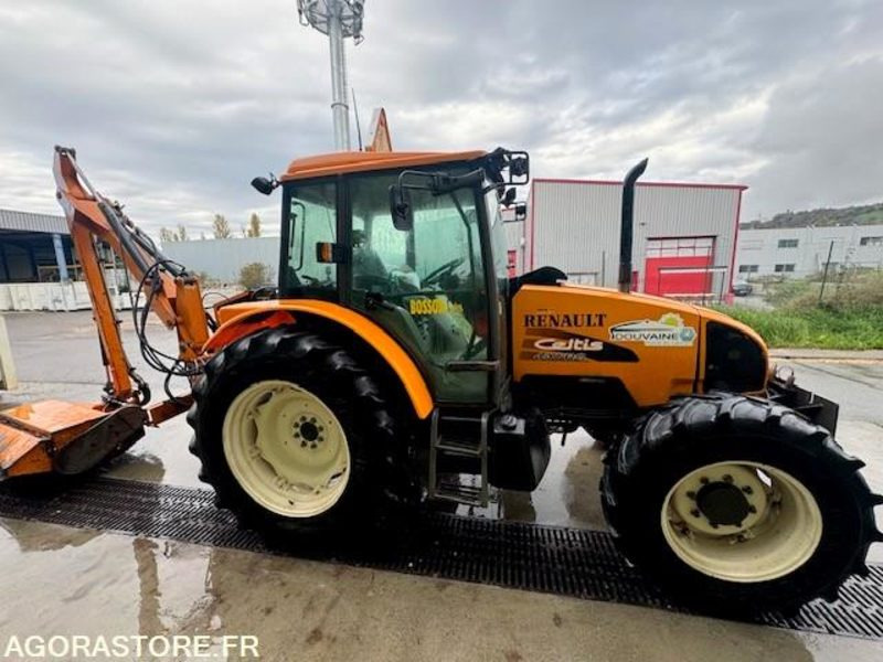 TRACTEUR RENAULT CELTIS - 2024 - 1400 h - Трактор: фото 2 TRACTEUR RENAULT CELTIS - 2024 - 1400 h - Трактор: фото 2