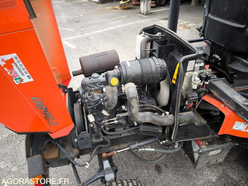 Tondeuse KUBOTA F3680 3688 heures 2013 - Газонокосилка: фото 3 Tondeuse KUBOTA F3680 3688 heures 2013 - Газонокосилка: фото 3