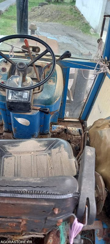 Tracteur Ford 5610 + chargeur Mailleux - Трактор: фото 4 Tracteur Ford 5610 + chargeur Mailleux - Трактор: фото 4