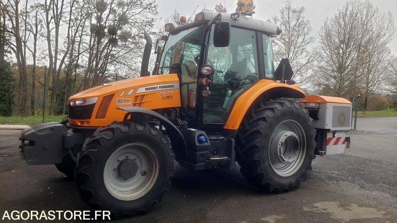 Tracteur agricole Massey Fergusson 79CV année 2015 avec épareuse SMA LYNX 2453 - Трактор: фото 1 Tracteur agricole Massey Fergusson 79CV année 2015 avec épareuse SMA LYNX 2453 - Трактор: фото 1