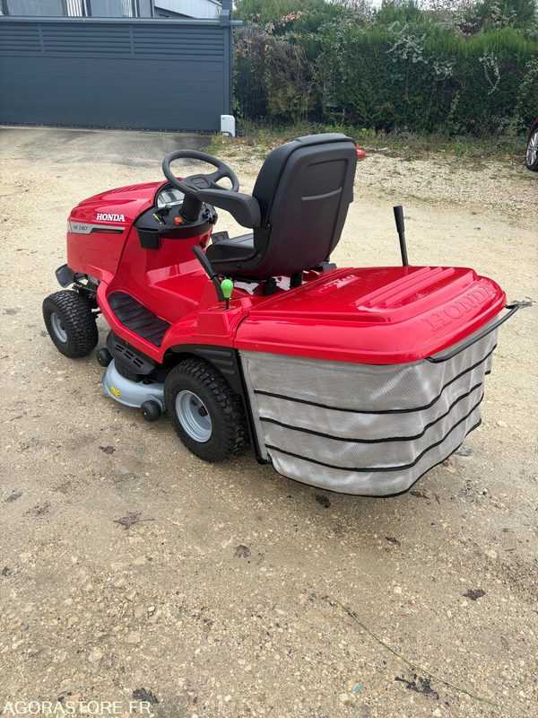 Tracteur tondeuse HONDA HF 2417 K5 HME *Prix public 5869€ ttc* - Газонокосилка: фото 2 Tracteur tondeuse HONDA HF 2417 K5 HME *Prix public 5869€ ttc* - Газонокосилка: фото 2