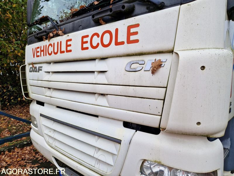 Tracteur DAF CF 85.360 - 2012 -193474 Kms -CN640HC - Тягач: фото 4 Tracteur DAF CF 85.360 - 2012 -193474 Kms -CN640HC - Тягач: фото 4