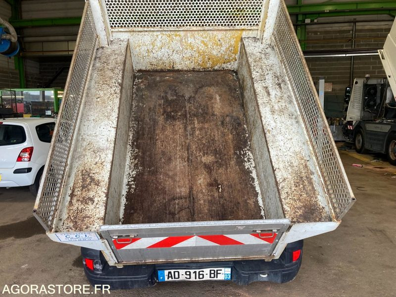 VEHICULE BENNE DACIA LOGAN PICK UP - Малотоннажный самосвал: фото 5 VEHICULE BENNE DACIA LOGAN PICK UP - Малотоннажный самосвал: фото 5